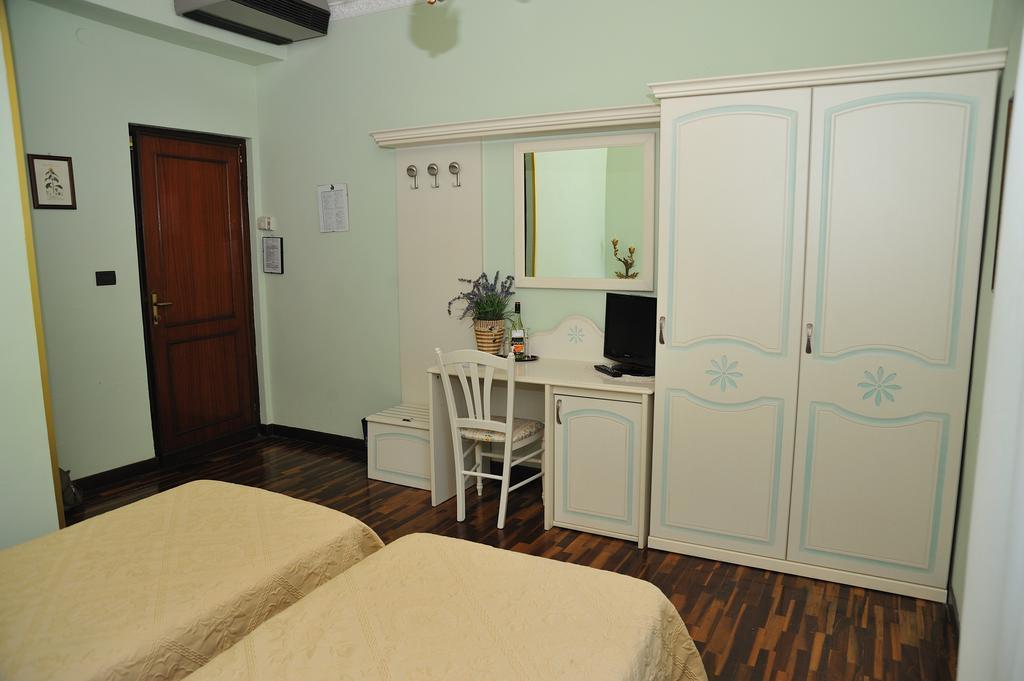 Hotel Savona Montecatini Terme Eksteriør billede